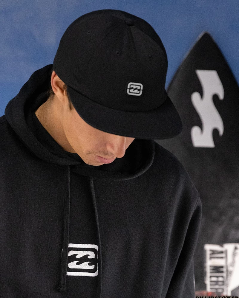 قبعة Billabong ذات قوس مموج Snapback - أسود