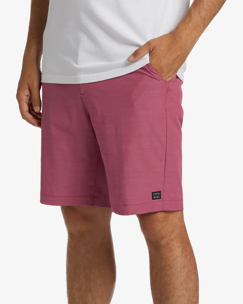 Billabong Crossfire Solid Submersible Shorts 20" - Wild Berry