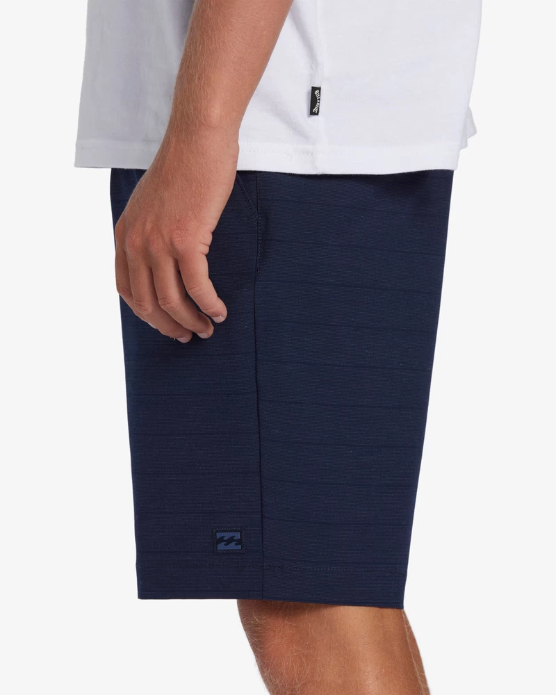 شورت Billabong Crossfire متوسط غاطس، 19 بوصة - ليلاً