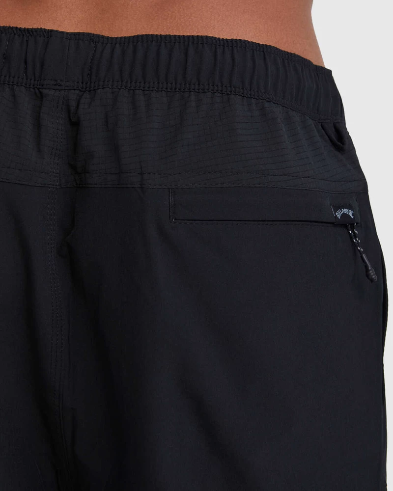 Billabong A/Div Surftrek 17" Volley Shorts - Black