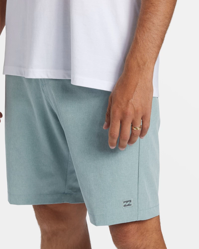 Billabong Crossfire Mid 19" Hybrid Submersible Shorts - Jade Stone