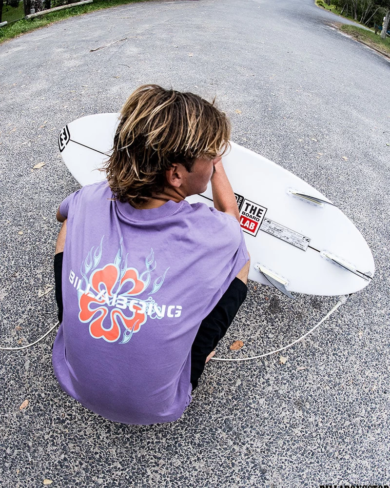 Billabong Paradise Burning Og Lyhythihainen Wave Pesty T-paita - Pesty Violetti