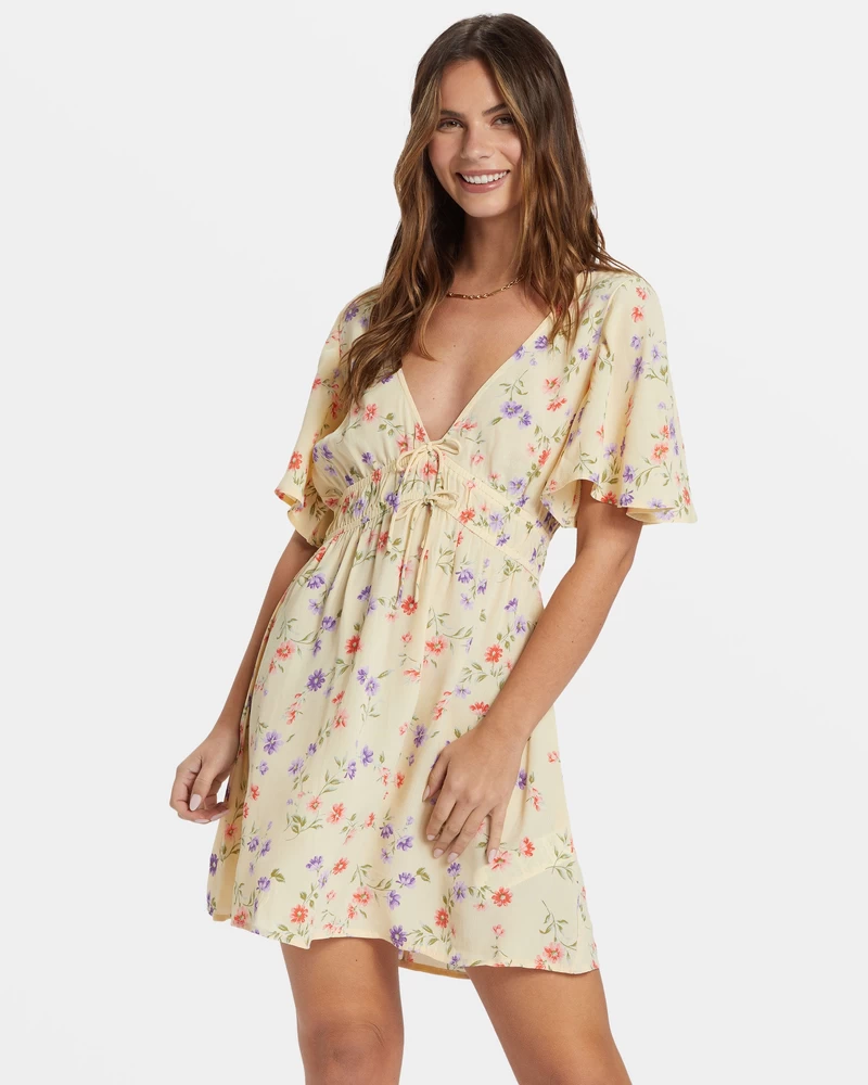 мини рокля Billabong Kismet - жълта