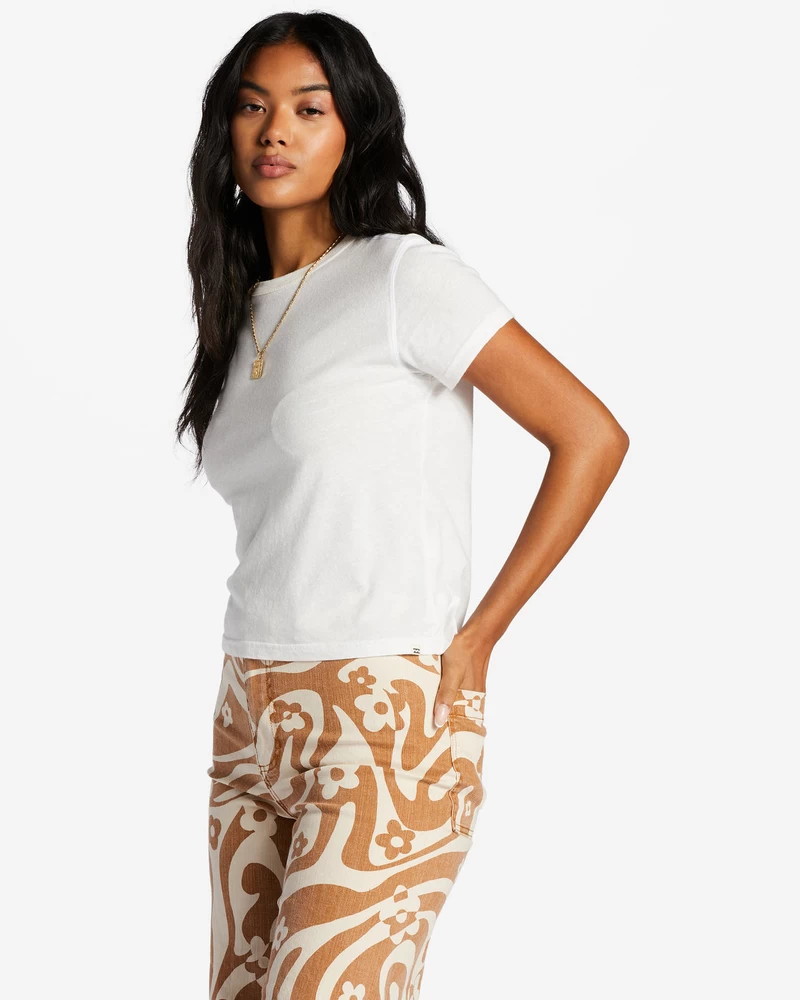 Billabong Lepszy Niż Zwykła Koszulka Z Krótkim Rękawem - Kryształ Soli